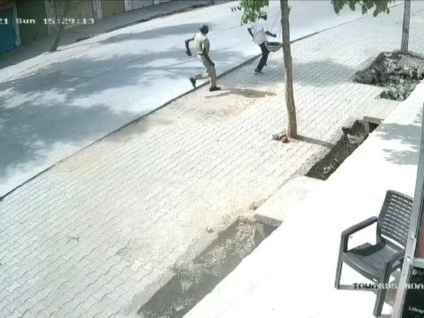 पहले गैंगस्टर पपला फरार, अब उसी थाने से भागा युवक:2 साल की बच्ची की मां को भगा कर लाया था युवक, पुलिस ने संदिग्ध मानकर पकड़ा; थाने के बाहर से भाग गया