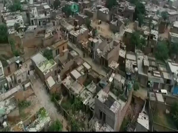 खोरी गांव की ड्रोन से ली गई तस्वीर