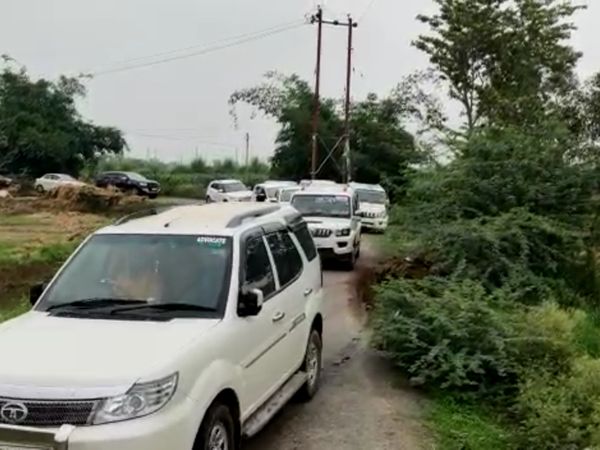 ब्लॉक प्रमुख प्रत्याशी विजय तोमर को नहीं नियमों की परवाह। - Dainik Bhaskar
