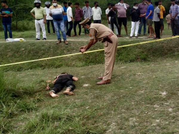 मौके पर पहुंची पुलिस ने जांच शुरू कर दी है।