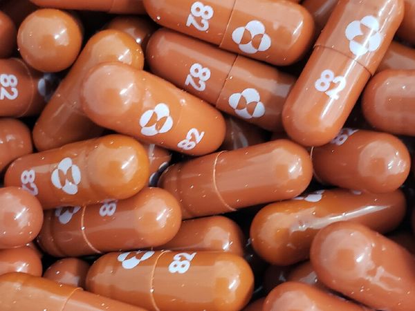 अमेरिका की Merck कंपनी कोविड-19 पिल्स बनाने की तैयारी कर रही है। इसके ट्रायल्स जल्द शुरू हो सकते हैं। - Dainik Bhaskar