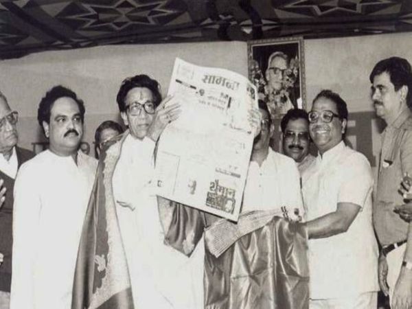 1988 में बाल ठाकरे ने शिवसेना के मुखपत्र 'सामना' की शुरुआत की थी।