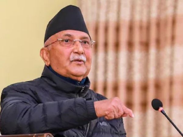 केपी शर्मा ओली हम योग को दुनिया में नहीं ले जा सके। जबकि भारत के प्रधानमंत्री ने अंतर्राष्ट्रीय योग दिवस मनाने का प्रस्ताव देकर प्रसिद्ध किया। तब इसे इंटरनेशनल लेवल पर पहचान मिली। - Dainik Bhaskar