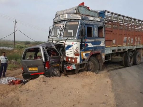 बीते गुरुवार को आणंद जिले के तारापुर में हुए हादसे में एक ही परिवार के 9 लोगों की मौत हो गई थी।