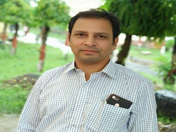 डॉ. गिरिजा शंकर महोबिया।