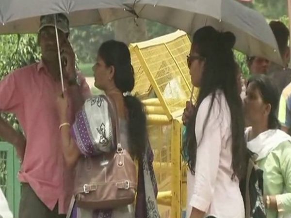 मैदानी इलाकों में तापमान सामान्य से 4.5 डिग्री ऊपर पहुंचने पर हीट वेव की स्थिति घोषित कर दी जाती है। - Dainik Bhaskar