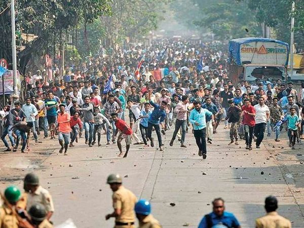 1 जनवरी, 2018 को भीमा-कोरेगांव लड़ाई की 200 वीं वर्षगांठ मनाने के दौरान हिंसा भड़क गई थी।