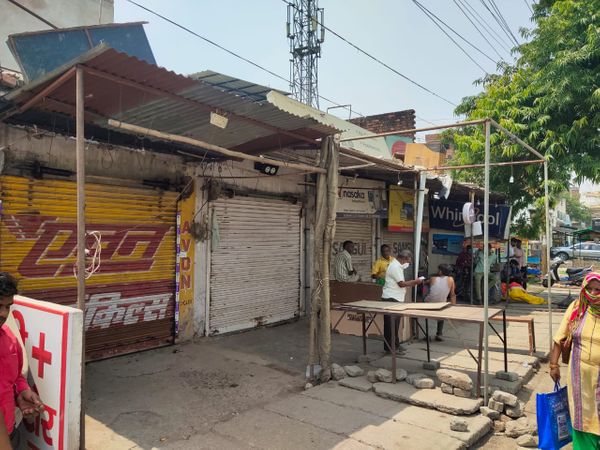 तीसरे दिन बाजार बंद होने से व्यापारियों में निराशा