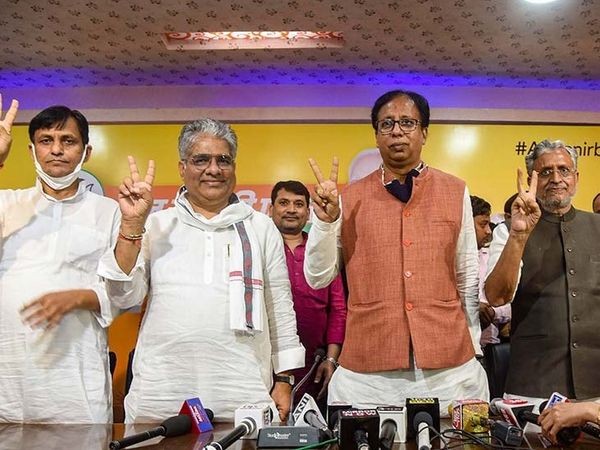 बिहार चुनाव के दौरान भूपेंद्र यादव।