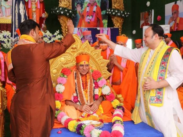 ગોસ્વામી 108 દ્વારકેશલાલજી મહારાજ પણ ઉપસ્થિત રહ્યાં હતાં