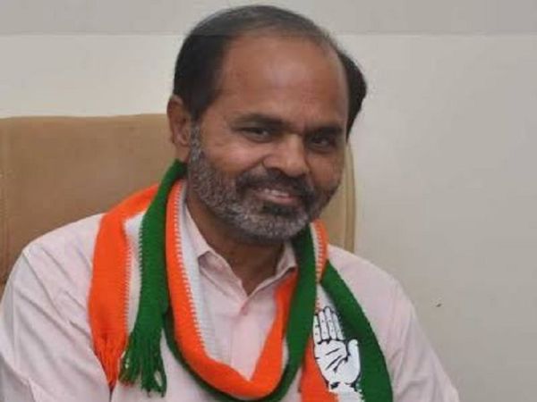 કોંગ્રેસના ધારાસભ્ય ડો. સી.જે ચાવડા