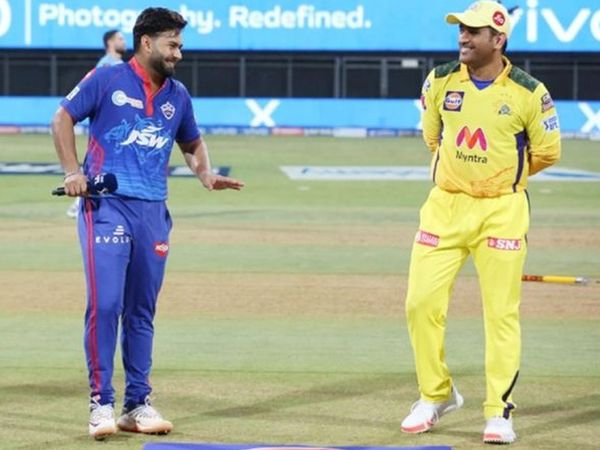 पंत, जो धोनी को अपना गुरु मानते हैं, ने अपनी कप्तानी के पहले मैच में माही को हराया और फिर मैच में भी।