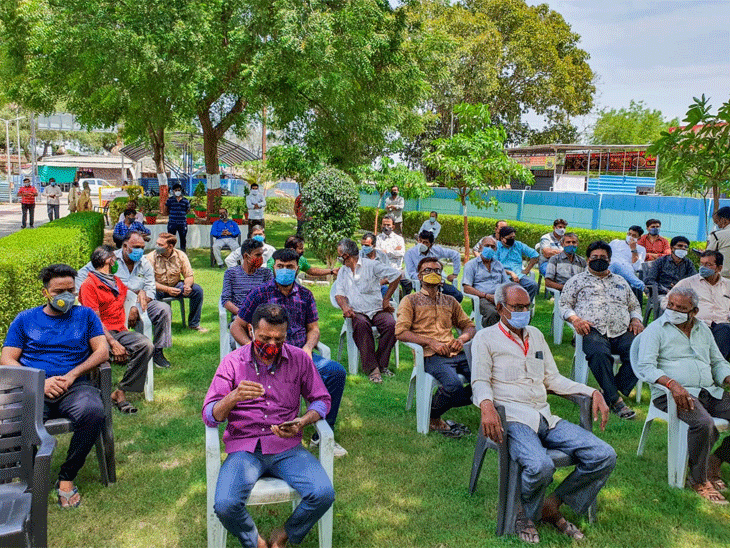 પોલીસ, વેપારીઓ તથા સામાજીક આગેવાનોની બેઠકમાં આંશિક લોકડાઉન પર સહમત થયા