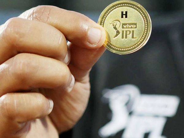 एक मैच में टॉस के दौरान इस्तेमाल किया गया सिक्का।