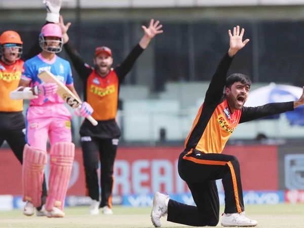 राजस्थान खान ने राशिद खान को पहला ट्विस्ट दिया, उन्होंने यशस्वि को एलबीडब्लू किया, यशस्वी ने केवल 12 रन बनाए