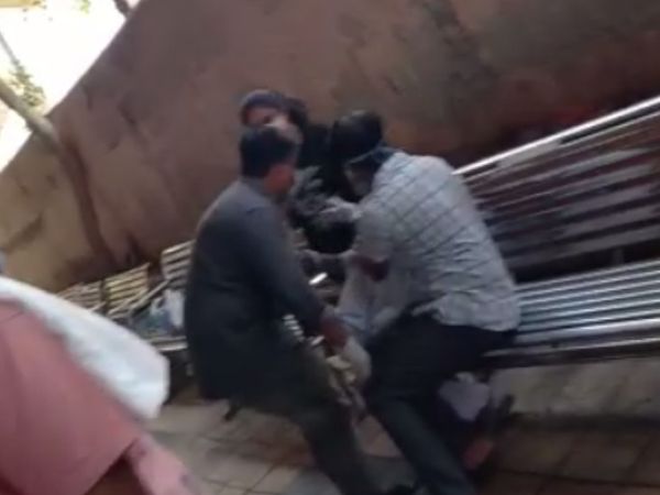 દીકરી બેભાન થઈ જતા ભાગદોડ મચી ગઈ હતી.
