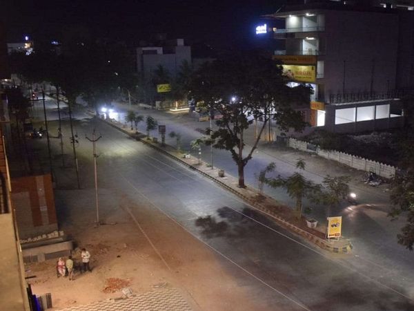 રાતના 8થી સવારના 6 સુધી નાઈટ કર્ફ્યૂ લાગુ છે.