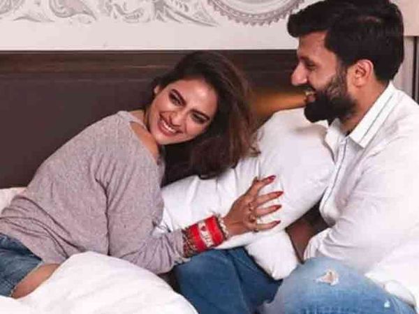 निखिल ने दावा किया कि नुसरत शादी का रजिस्ट्रेशन कराने के लिए तैयार नहीं थी