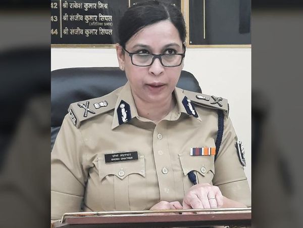 शोभा अहोटकर ने भास्कर को फायर सर्विसेज विभाग द्वारा किए जा रहे उपायों की पूरी जानकारी दी।