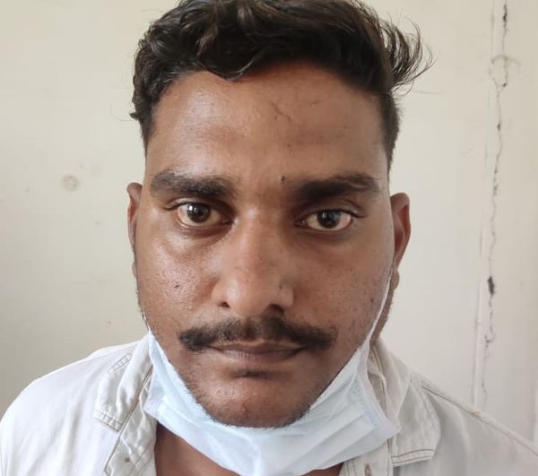 पार्षद का प्राइवेट मुंशी सुनील गुर्जर