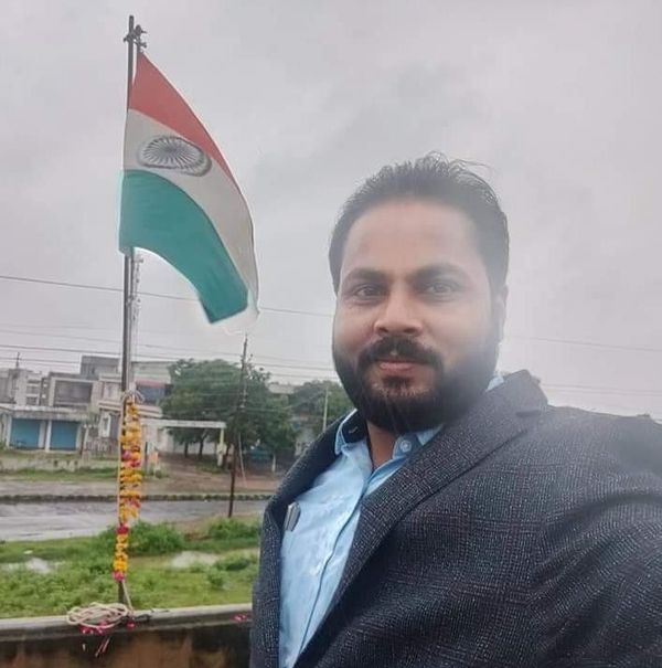 डीएमओ रोहित कुमार श्रीवास्तव