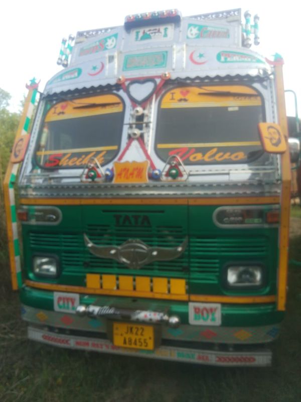 इस ट्रक में की जा रही थी तस्करी