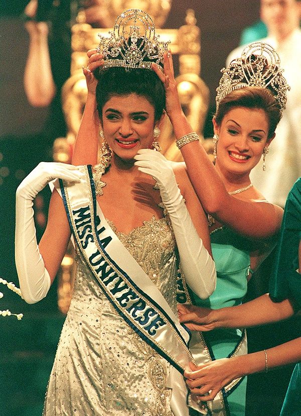 21 मई 1994 को हुई प्रतियोगिता में सुष्मिता सेन ने मिस यूनिवर्स का खिताब जीता।