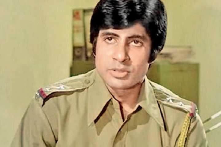 'जंजीर' के एक सीन में अमिताभ बच्चन।