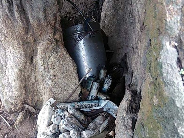 Two Ken Bombs and 40 gelatine recovered from the forest, the search operation continued जंगल