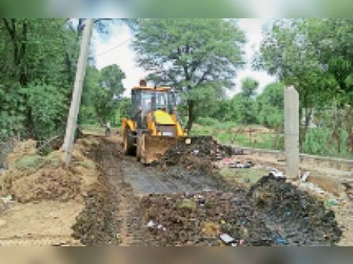 NAPA removes encroachment through Gani Bagi Marg | गनी वाली बगीची मार्ग