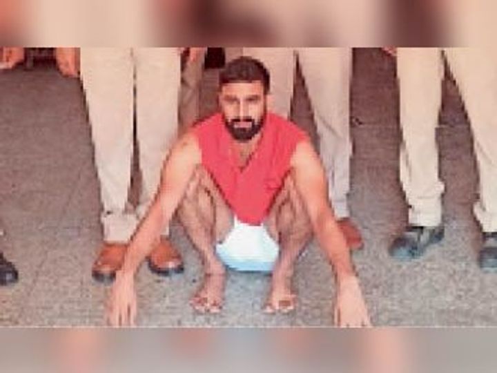 अलवर/नीमराना: 25 हजार रुपए का इनामी बदमाश लादेन गिरफ्तार, एसपी ने 1 घंटे की पूछताछ