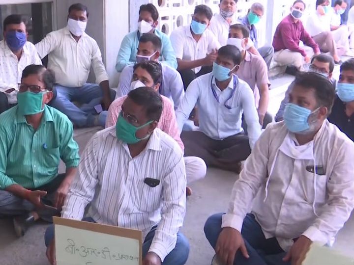 Lab Technician Crushed By Junior Medical doctors At BRD Medical School