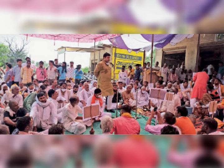 12 दिन बाद नहीं पकड़े प्रभुदयाल के हत्यारे, विधायक और पुलिस के खिलाफ लगाए नारे