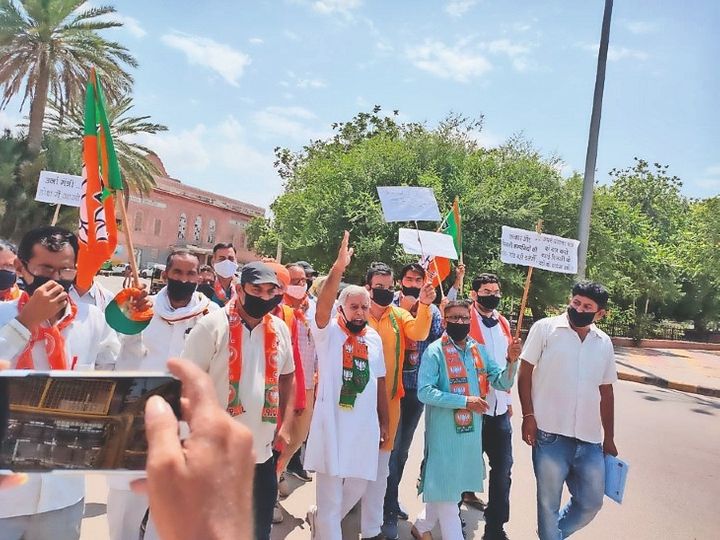 गहलोत सरकार ने भाजपा की योजनाओं के नाम बदल जनता को ठगा, कोरोना आउट ऑफ कंट्रोल