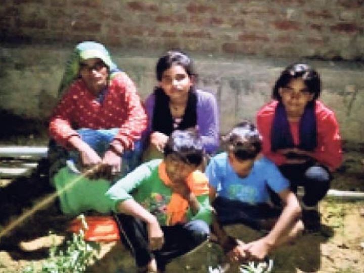 मारपीट के डर से पूरी रात भाजपा कार्यालय में छुपे रहे चार बच्चे व मां