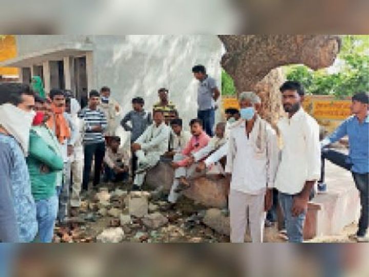 सरपंच पद का चुनाव हारने पर प्रत्याशी के परिजन ने कुएं में कूदकर दी जान