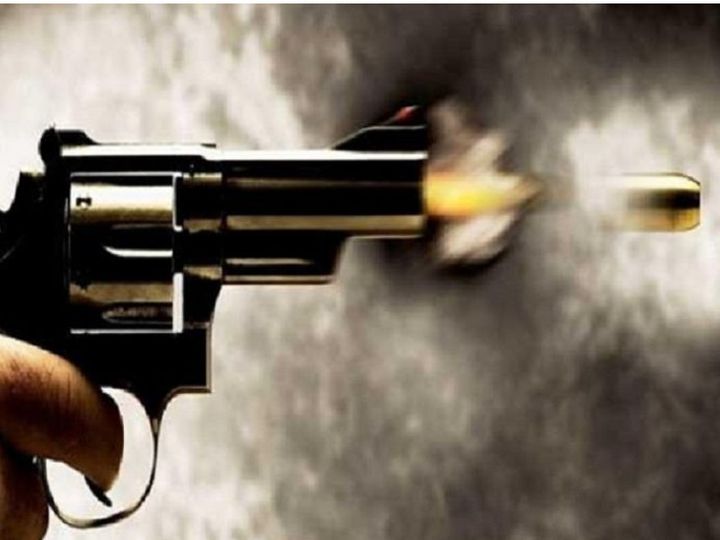 भरतपुर के कुम्हेर में बाइक सवार बदमाशों ने युवक को गोली मार कर घायल किया, डेढ़ लाख रुपए लूटे