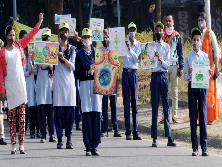 students rally 1605103832