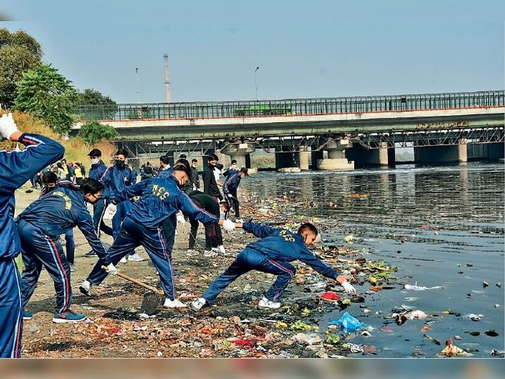 यमुना जल होंगे शोधित: मार्च 2023 तक यमुना के प्रदूषण को 90 % खत्म करेगी दिल्ली सरकार 3 यमुना जल होंगे शोधित: मार्च 2023 तक यमुना के प्रदूषण को 90 % खत्म करेगी दिल्ली सरकार 3