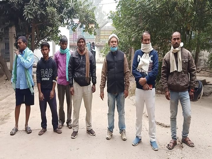 In Sasaram, criminals hang the body of a young man from a tamarind tree, 1-1 corpse found in Bihar Sharif and Ara Funny Jokes In Sasaram, criminals hang the body of a young man from a tamarind tree, 1-1 corpse found in Bihar Sharif and Ara Funny Jokes