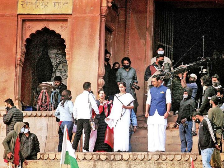 John Abraham's 'Satyamev Jayate 2' is being made on the issues of farmer suicides and his movements, the main song of the film shot at the Ganges Ghat in Benares Funny Jokes John Abraham's 'Satyamev Jayate 2' is being made on the issues of farmer suicides and his movements, the main song of the film shot at the Ganges Ghat in Benares Funny Jokes