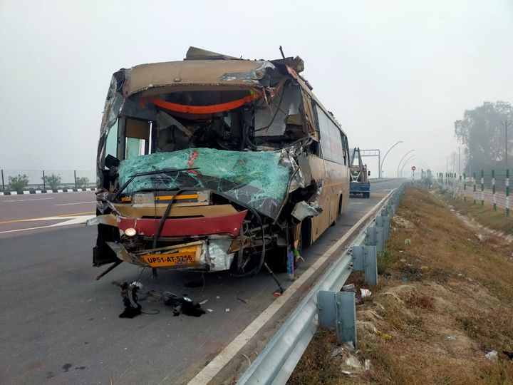 Private Bus Collides With Container On Agra Lucknow Express 4 People Dead 14 Injured À¤à¤¨ À¤¨ À¤µ À¤® À¤¸à¤¡ À¤ À¤ªà¤° À¤à¤¡ À¤ À¤ À¤¨à¤° À¤® À¤ À¤ À¤¸ À¤¬à¤¸ 4 À¤² À¤ À¤ À¤® À¤¤ 14 À¤ À¤¯à¤² Bansgaon Sandesh 7,050,314 followers · media/news company. bansgaon à¤¸à¤¨ à¤¦ à¤¶