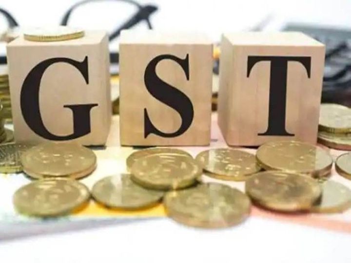 NIC पोर्टल पर बड़े टैक्स देने वाले शामिल होते हैं जिनका टर्नओवर 500 करोड़ रुपए है। यह अपने सप्लायर्स के डायरेक्ट एपीआई को एक्सेस करते हैं। छोटे टैक्स देने वालों को ध्यान में रखते हुए एनआईसी ने ऑफ लाइन एक्सेल आधारित IRN को तैयार किया है - Dainik Bhaskar