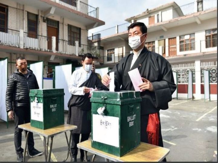 तिब्बती 17वीं संसद के लिए अपना सिक्योंगे (निर्वासित सरकार का प्रमुख) चुनने जा रहे हैं - Dainik Bhaskar