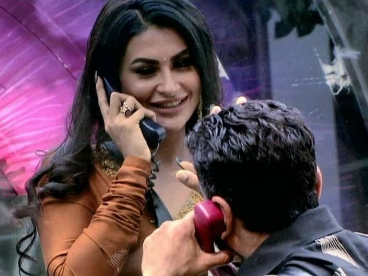 ऐजाज के इजहार-ए-मोहब्बत के बाद घर में पहुंची पवित्रा पूनिया