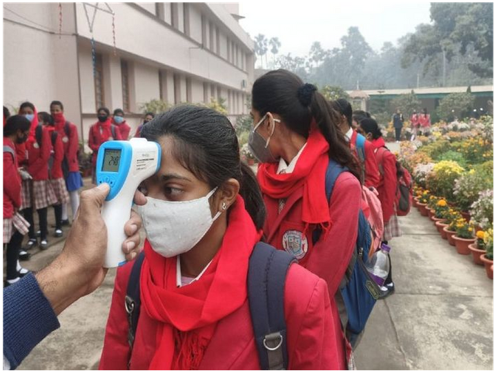 सोमवार से खुलेंगे स्कूल: बुखार, सर्दी और जुकाम होने पर नहीं मिलेगा प्रवेश