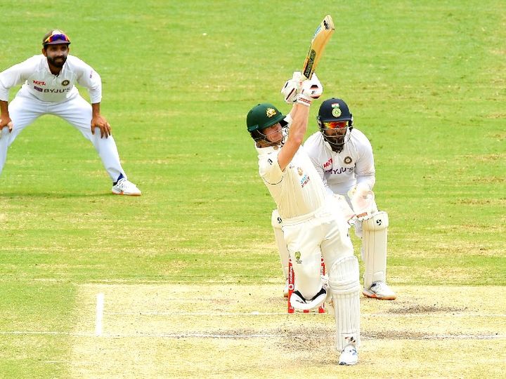 ब्रिस्बेन टेस्ट का चौथा दिन LIVE: ऑस्ट्रेलिया का छठवां विकेट गिरा, स्मिथ के बाद ग्रीन भी पवेलियन लौटे; शार्दूल को 2 विकेट