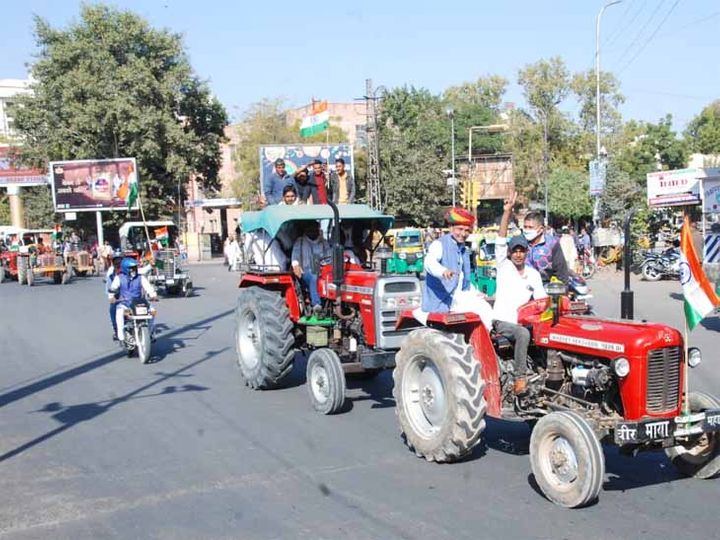 जोधपुर: किसान आंदोलन के समर्थन में जोधपुर में किसानों ने ट्रैक्टर रैली निकाल किया प्रदर्शन