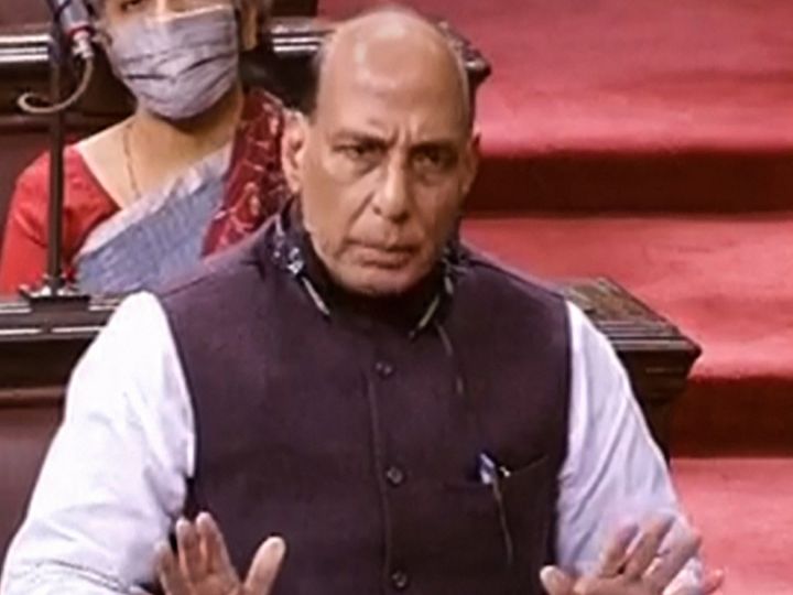 रक्षा मंत्री राजनाथ सिंह ने सोमवार को संसद के बजट सत्र के दौरान भाजपा सांसद महेश पोद्दार के सवाल का जवाब दिया। - Dainik Bhaskar