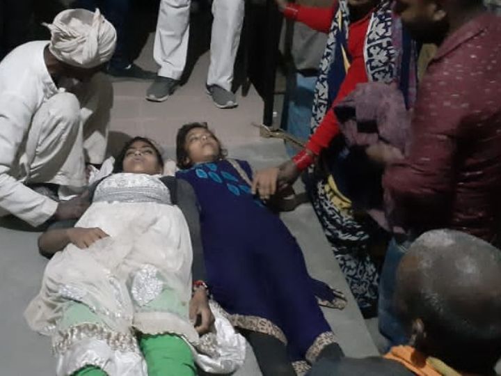 मृतक काजल और कोमल। - Dainik Bhaskar